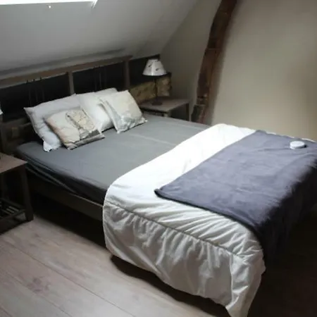 Herberg Grange De Pierrot *